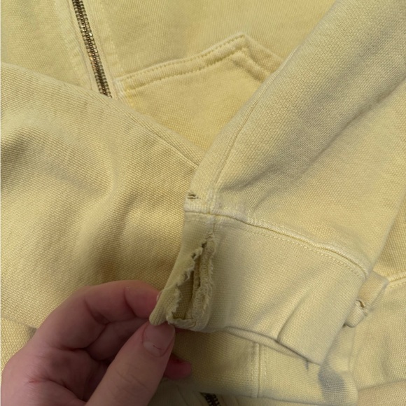 The Seaside Style Zip Hoodie - Picture 3 of 5